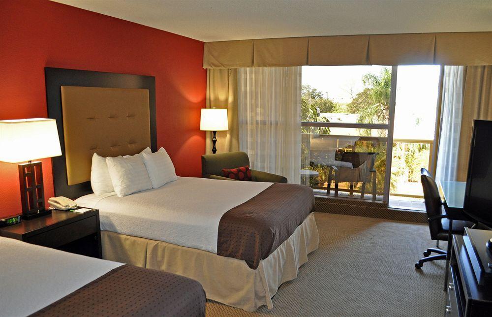 Sawgrass Grand Hotel And Suites Sports Complex ซันไรส์ ภายนอก รูปภาพ