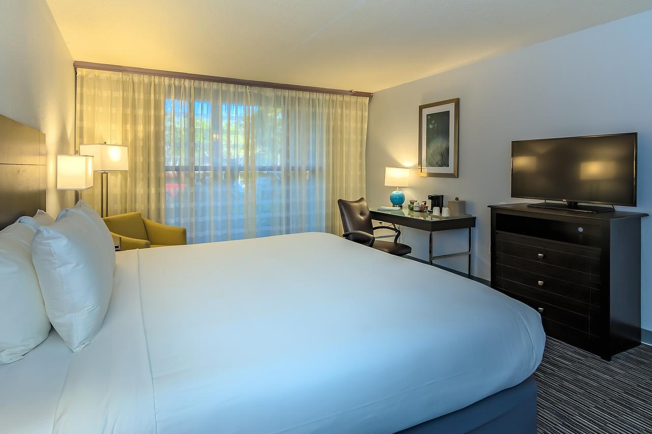 Sawgrass Grand Hotel And Suites Sports Complex ซันไรส์ ภายนอก รูปภาพ