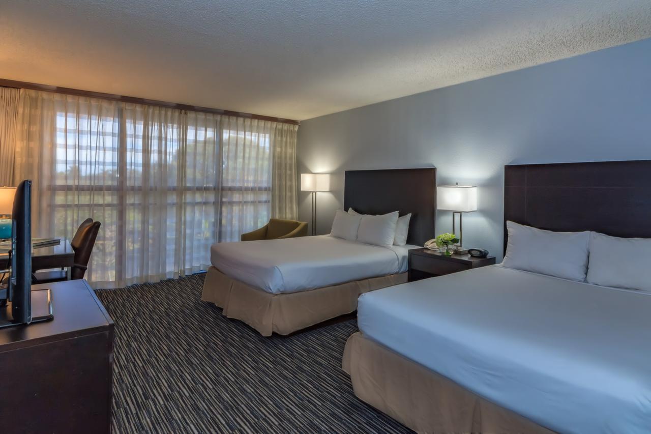 Sawgrass Grand Hotel And Suites Sports Complex ซันไรส์ ภายนอก รูปภาพ