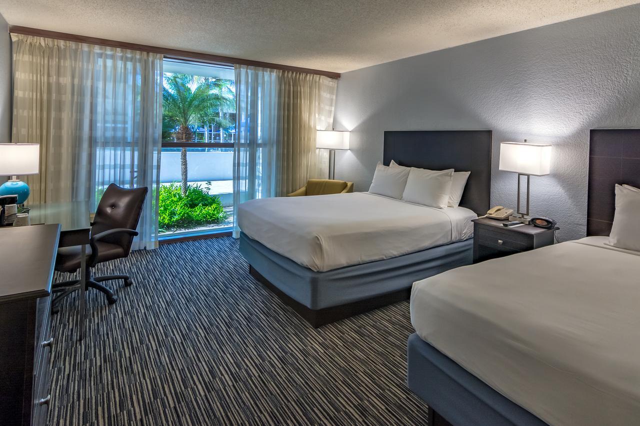 Sawgrass Grand Hotel And Suites Sports Complex ซันไรส์ ภายนอก รูปภาพ